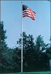 25' Silver Aluminum Sectional Flagpole with 3X5' American Flag- Quinn Flags Brand