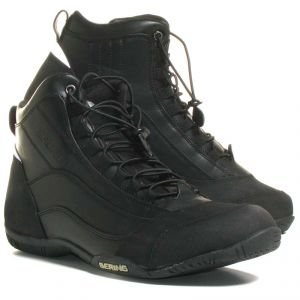 chaussures moto soldes