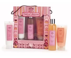 JAQUA - Peaches and Buttercream Beauty Boutique