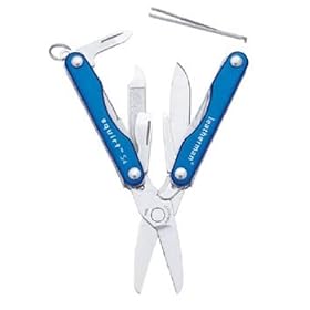 Leatherman 81040012 Squirt S4 Multi-Tool, Glacier Blue, Tin Gift Box by Leatherman