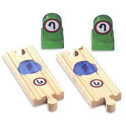 Smart Track Reversing Track by Brio Corp.