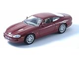 Review Solido  / Diecast Model Jaguar XKR in Burgundy