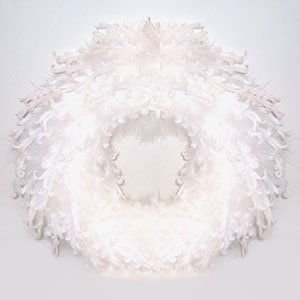 Department 56 White Feather Wreath