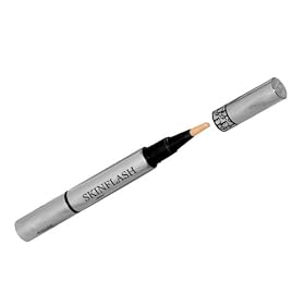 Christian Dior Dior Skinflash Backstage Makeup Radiance Booster Pen - Candlelight (#002) 0.05 Ounce (1.5ml)  Brush
