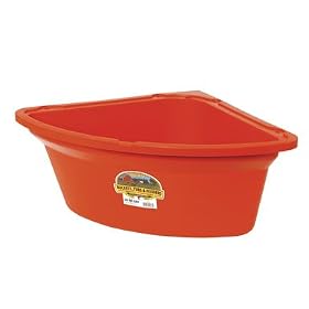 Corner Feeder, 26 Qt Red