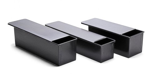 World Cuisine 15.75-Inch x 4-Inch Bread Pan with Lid (10840)