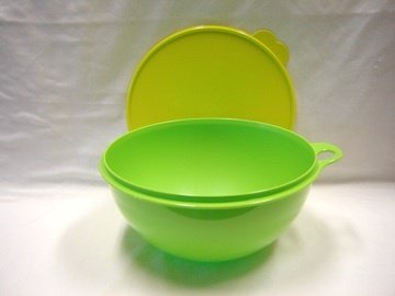 Tupperware THATSA Mixing Popcorn BOWL 32 Cup Green NEW