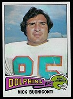 1975 Topps Regular (Football) Card# 345 Nick Buoniconti of the Miami Dolphins Ex Condition