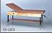 maunal hi-lo upholstered treatment table w/sheld 30x78
