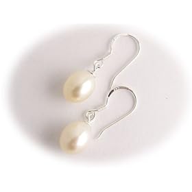 Sterling Silver 7-8mm White Freshwater Cultured Rice Pearl Earrings e244