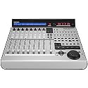Mackie Mackie Control Universal Pro 8-Channel USB Control Surface w/ MIDI