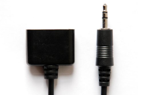 iPod iPhone iPad Dock Converter Cable Adapter To Stereo 3.5MM AUX input (Universal).