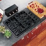 GE 30 in. Built-In Gas Cooktop with Sealed Burners - JGP933