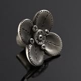Flower Shaped Furniture Pulls - Flower type: Daisy