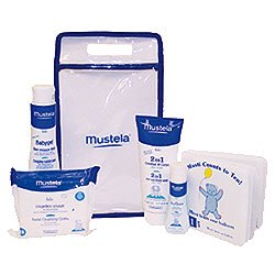 Click here to buy Mustela Squeaky Clean Set by Mustela.