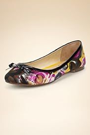 Round Toe Floral Print Bow Pumps