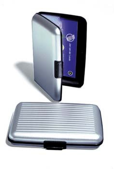 Kikkerland Aluminum Credit Card Case (Plain Finish)