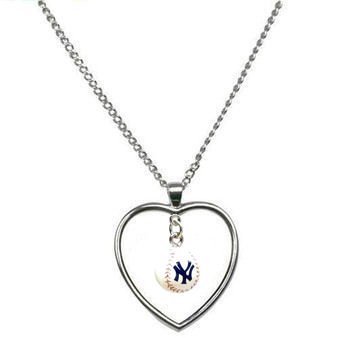 New York Yankees - MLB Mini Baseball Heart Pendant Necklace