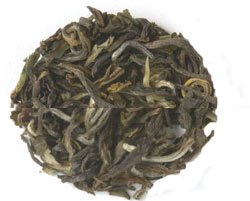 Green Bean Co - Darjeeling Puttabong Full Leaf First Flush Black Tea - 4oz by The Green Bean Co