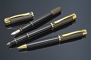 Pelikan Ductus 3110 Fountain Pen - Black/Gold, Medium Nib 960203