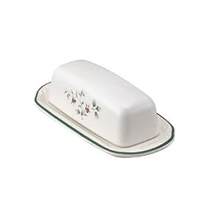 Pfaltzgraff Winterberry Covered Butter Dish