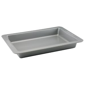 Farberware Insulated Bakeware 15-1 2-by-10-1 2-Inch Baking Pan by Farberware
