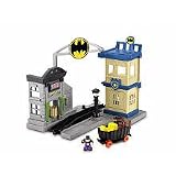 Fisher-Price GeoTrax DC Super Friends Deluxe Playset - Gotham City