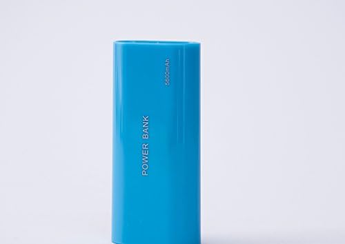 5600 mAh Brilliant High Capacity Ultra Compact Portable Power Bank External Battery Charger for iPhone iPad Samsung Galaxy Android Phone Smartphone Tablet PC Bluetooth Speaker(Blue)