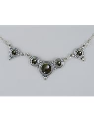 A Delightful Sterling Silver Gemstone Necklace Featuring Spectralite