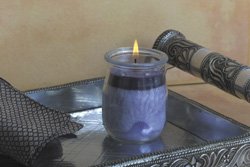 Palm Wax Candle Holiday Spirit (red/green) cinnamon/nutmeg/clove/vanilla - 8.5 oz - Candle