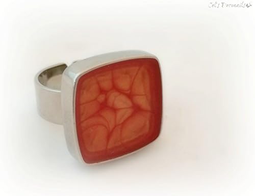Orange honeycomb square ring