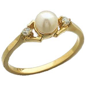 14Kt Yellow Gold Pearl Diamond Ring