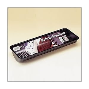 Kaiser Bakeware 12-Inch Half Round Loaf Pan by Kaiser