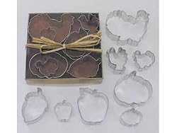 8 PIECE THANKSGIVING COOKIE CUTTER SET