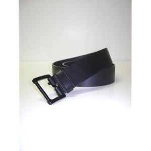 Gucci Belts Black Leather 196690 Size 95 PRICE REDUCED