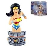 Eigenschaften MONOGRAM MASTERWORKS Batman / JLA - DC JUSTICE LEAGUE RESIN BUST WONDER WOMEN