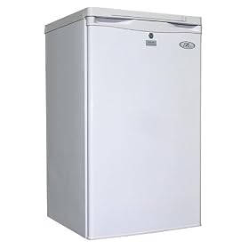 Sunpentown Upright Freezers