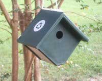Songbird Essentials Recycled Plastic House Hunter/Ivory