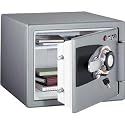 Fire Safe&reg; Combination Personal Safe (SENOS0401) Category: Fireproof Safes