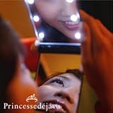 LEDライトが8個も付いたコンパクトミラー　Rin モデルミラー