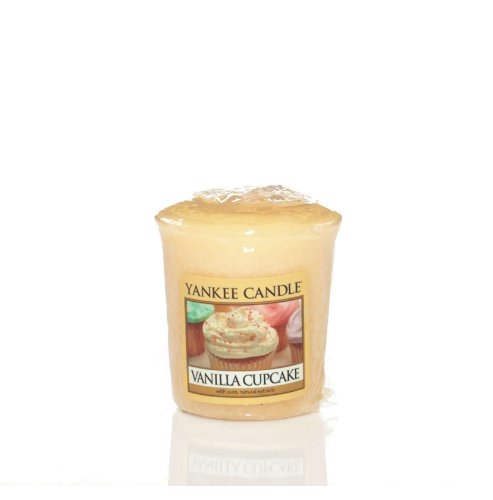 Yankee Candle Wrapped Votives Case Pack - Vanilla Cupcake