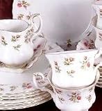 Review Royal Albert  / Royal Albert Winsome Cup and Saucer