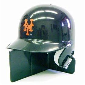 <b>New York Giants Throwback Mini Batting Helmet</b>