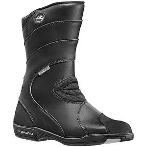 Buy Diadora Avenue Boots - 10 US 44 Euro Black by Diadora