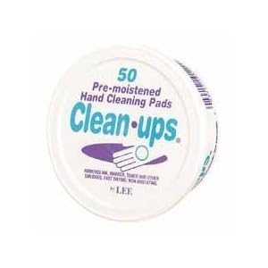 Pre-moistened-Hand-Cleaning-Pad