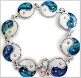 Lucky Yin Yang Bracelet In Natural Shell