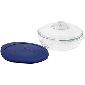 Click here to buy Pyrex Bakeware Sculptured 2-Quart Dish with Lid by Pyrex.