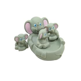 Bathtub Pals - Elephant Family by HandHelditems