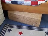 Underbed storage chest