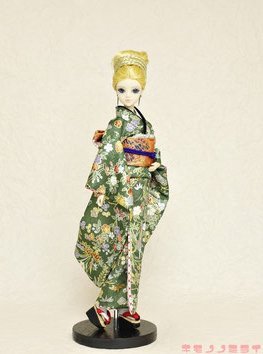 Kimono for Momoko Doll 1/6 size Green Luxury Gold Paint Yuzen New From Japan F/S